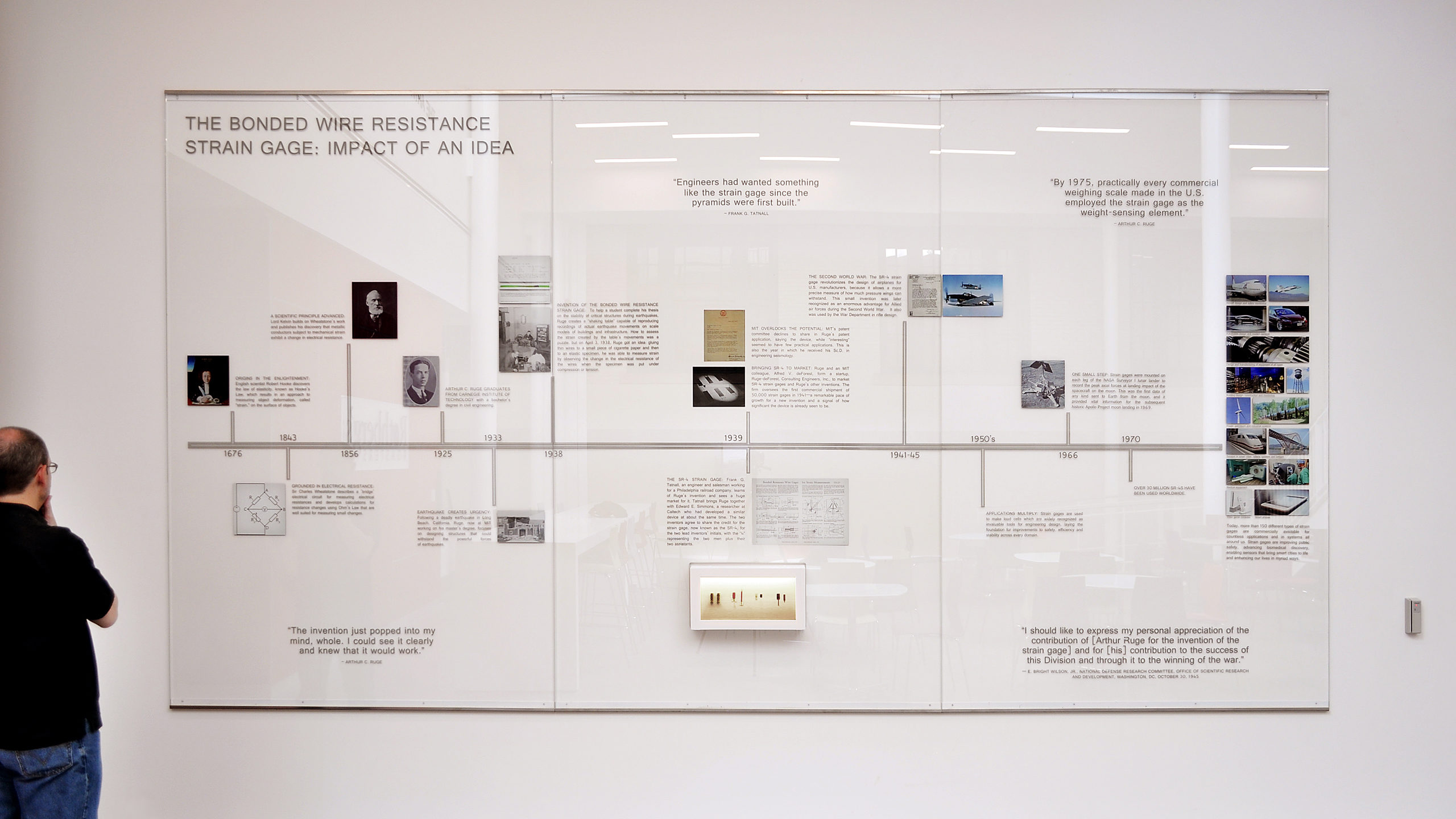 Storytelling, Artwork, Graphic and Display Design at Scott Hall / image 4