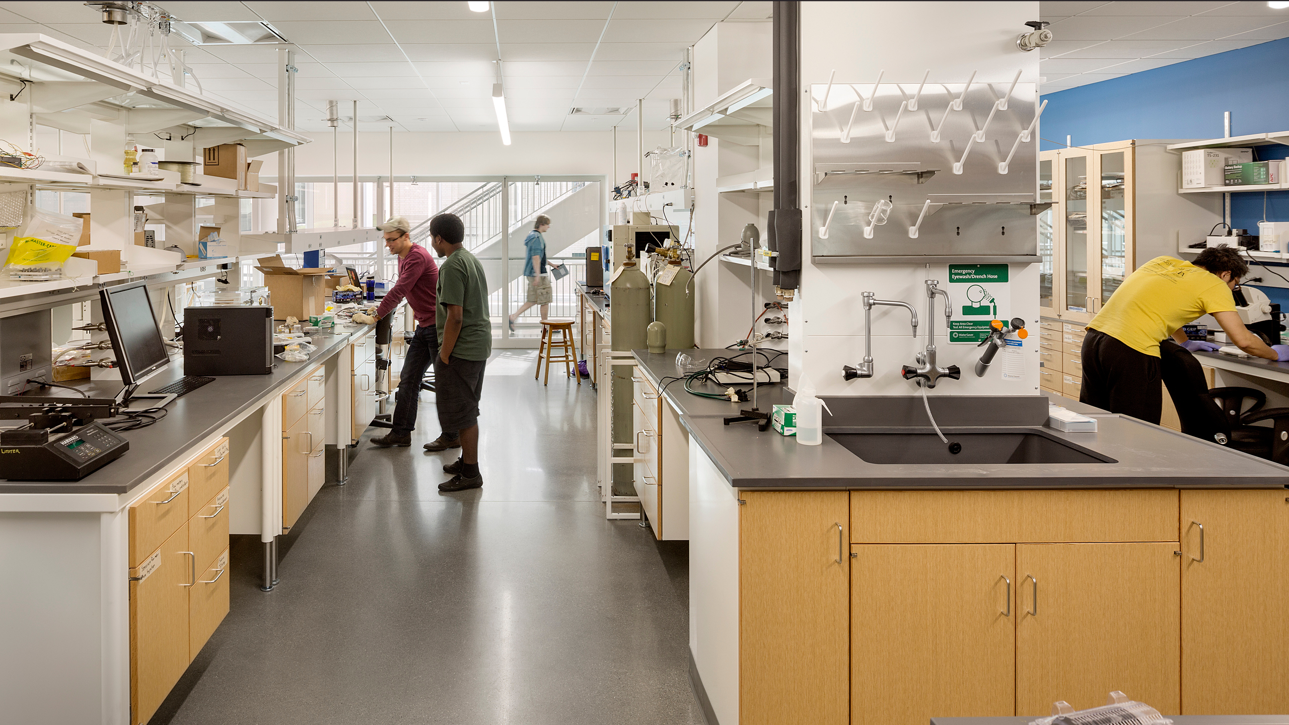 Lab Design at Scott Hall / image 7